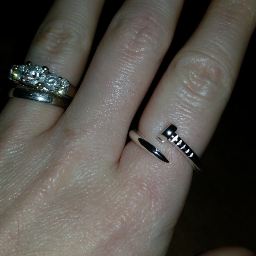 Nail themed*925 sterling silver  plated ring. - Picture 3 of 7